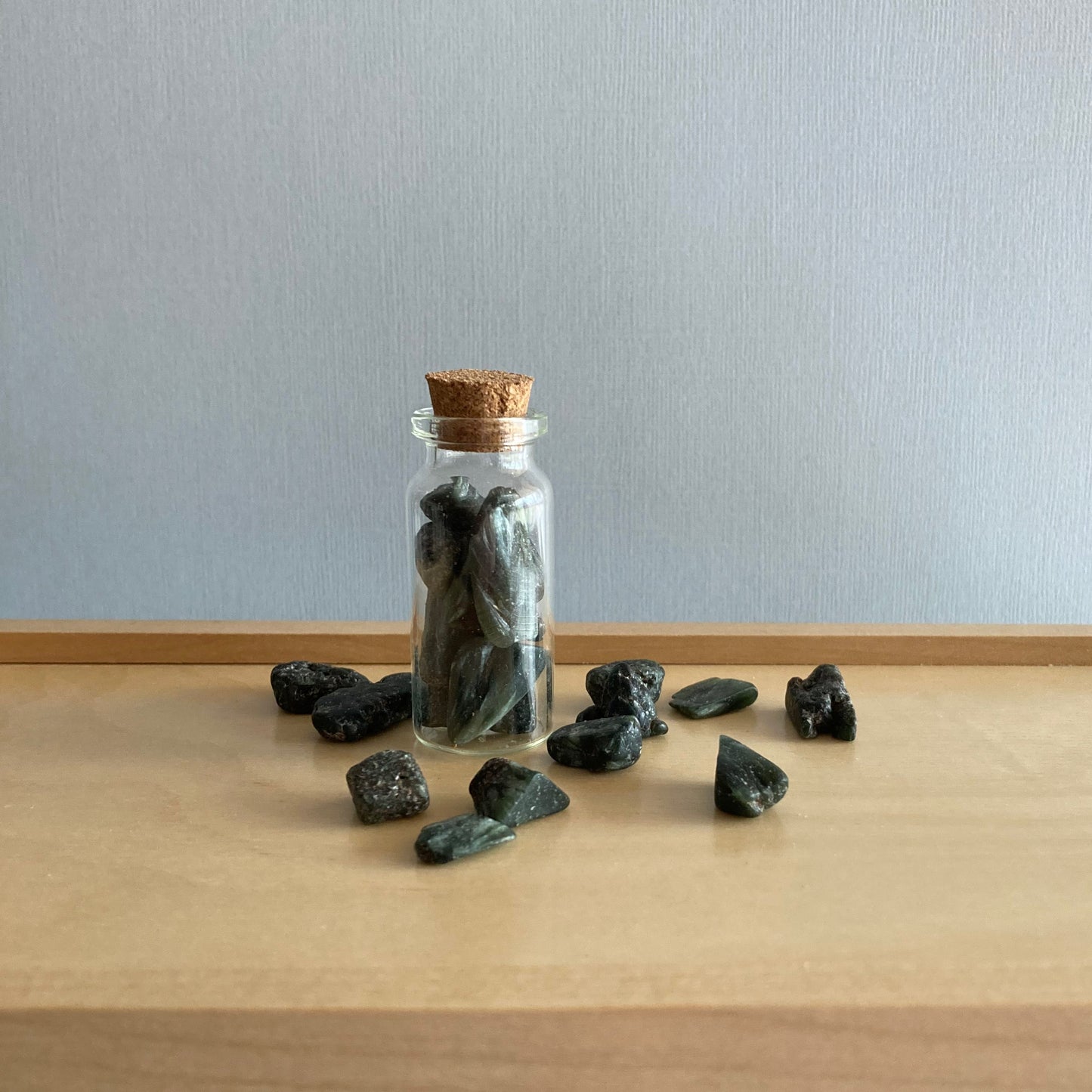 Seraphinite Chips - Star-Crossed Stones