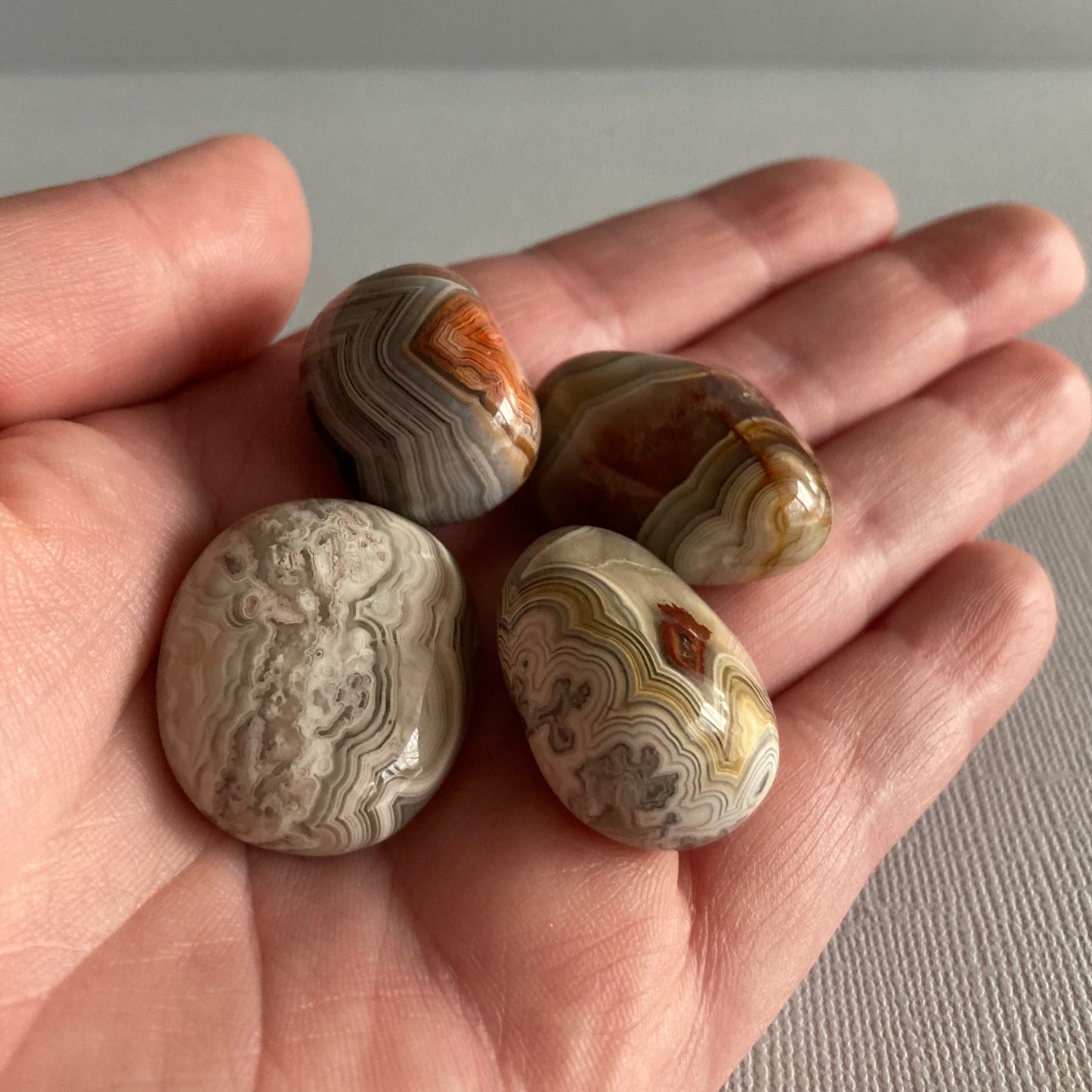 Mexican Lace Agate Tumbles